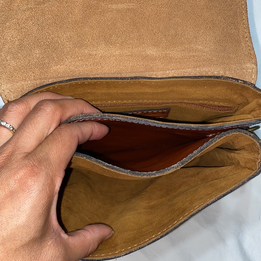 Patria Nash Balluri Crossbody - Picture 9 of 13